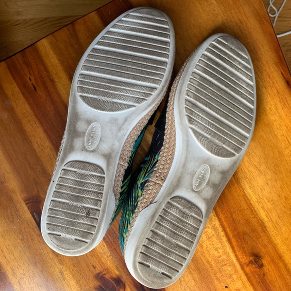 Anne Klein espadrille flats tropical palms 10.5 akzilya - Picture 6 of 7